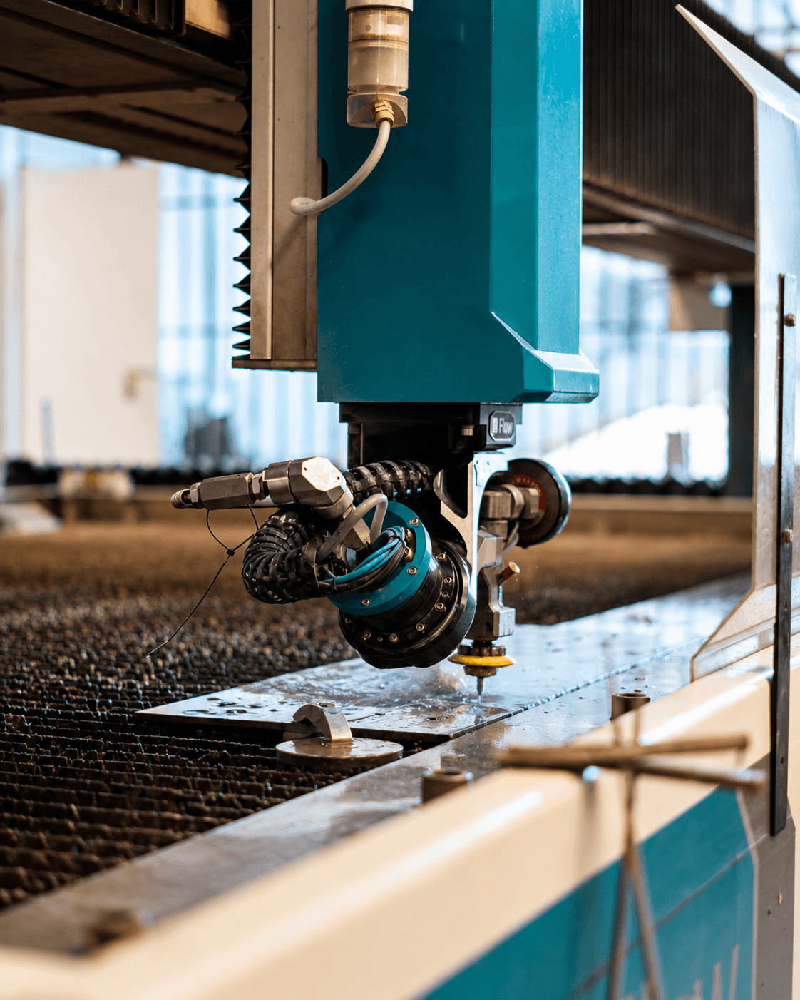 Flow Mach 500 waterjet cutting head